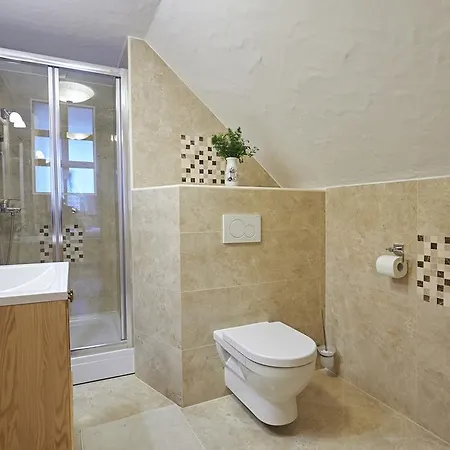 Guest house 
